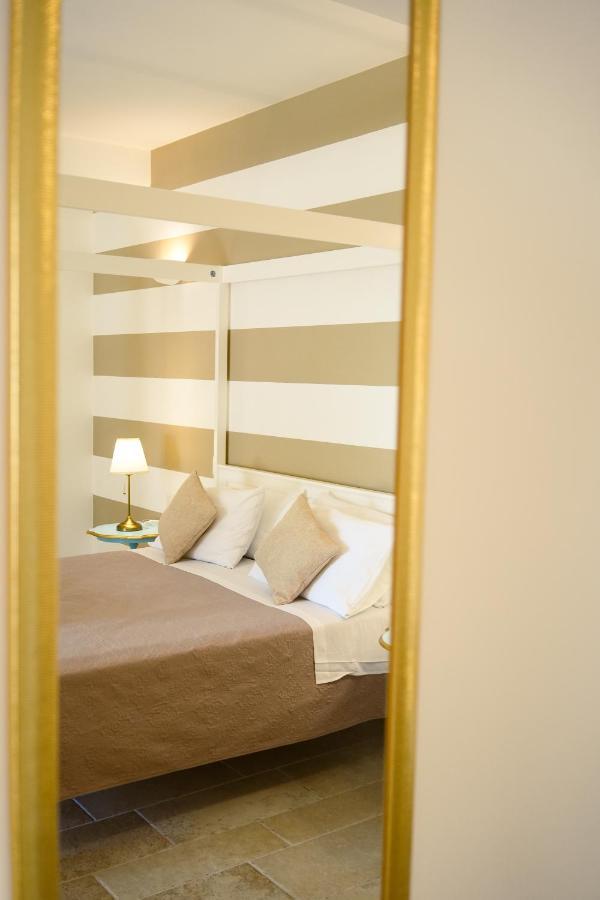 De Lua Boutique 3*