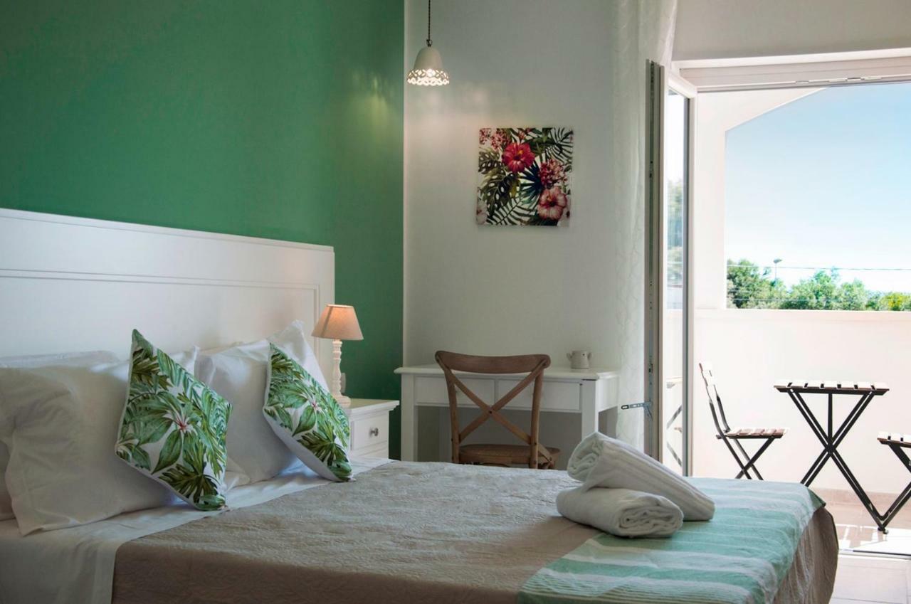 De Lua Bed & Breakfast Leporano